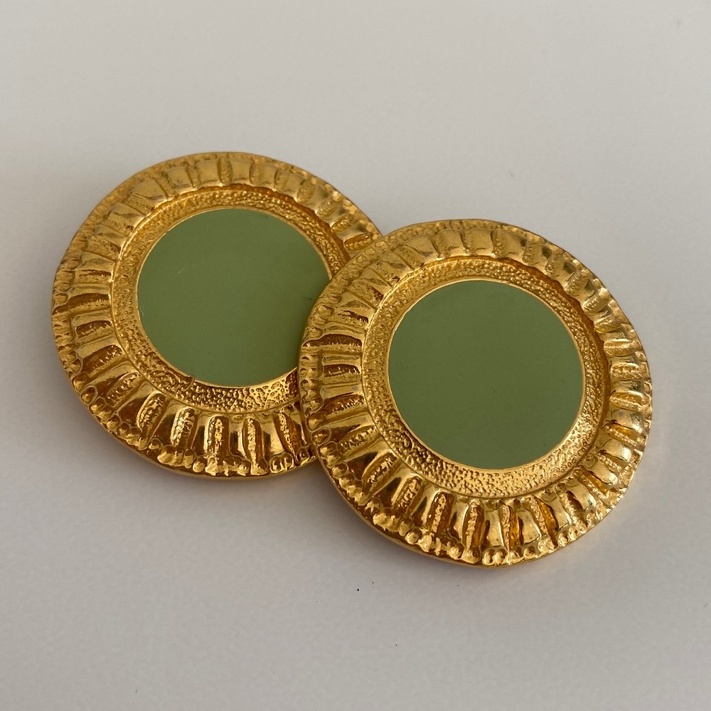 Vintage Escada Clips
